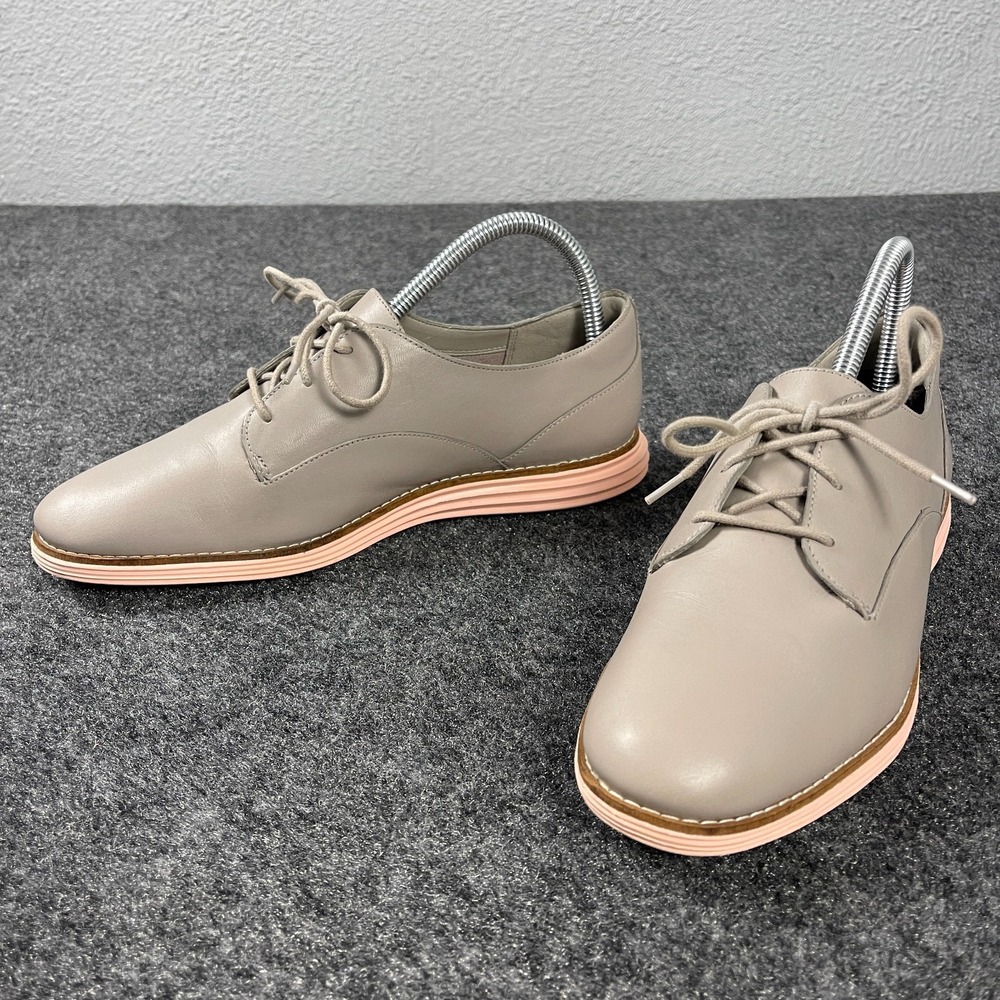 Cole Haan Original Grand Oxford Womens 7.5B Gray Leather Pink Sole Casual W17145